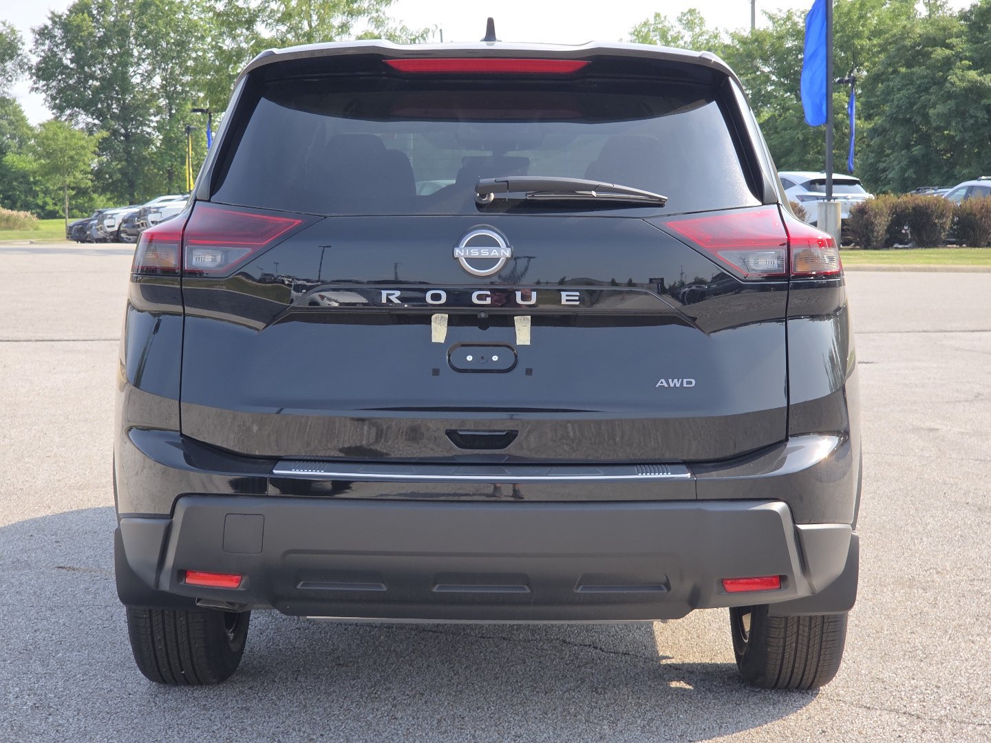 New 2026 Nissan Rogue SV w/ Cold Weather Package AWD/4WD image 18