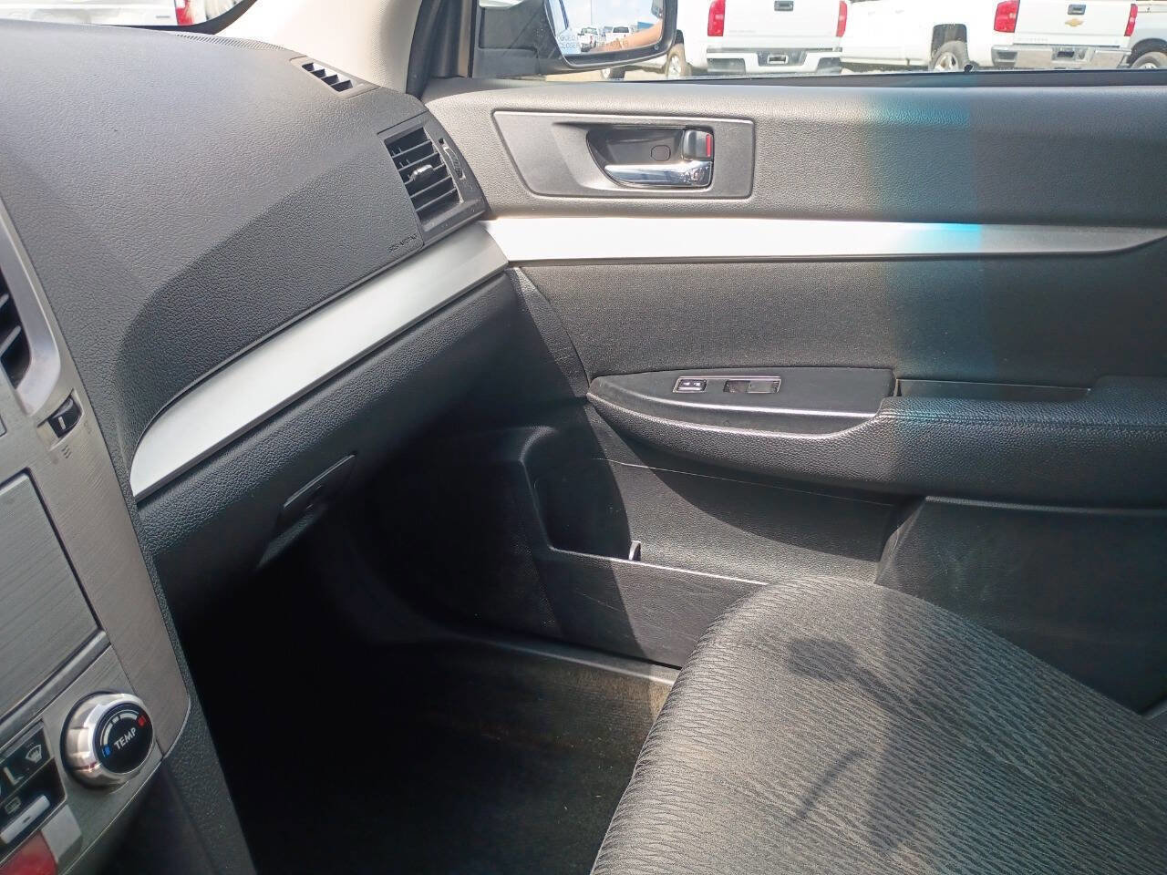 Used 2012 Subaru Outback 2.5i Premium w/ Popular Pkg 2 image 19