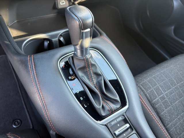 Used 2025 Honda HR-V Sport image 13