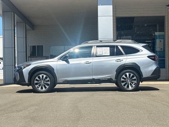 Used 2023 Subaru Outback Limited AWD/4WD image 2