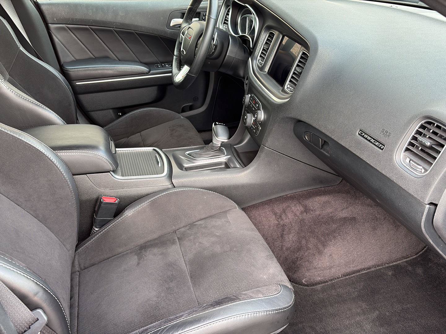 Used 2018 Dodge Charger GT AWD/4WD image 22