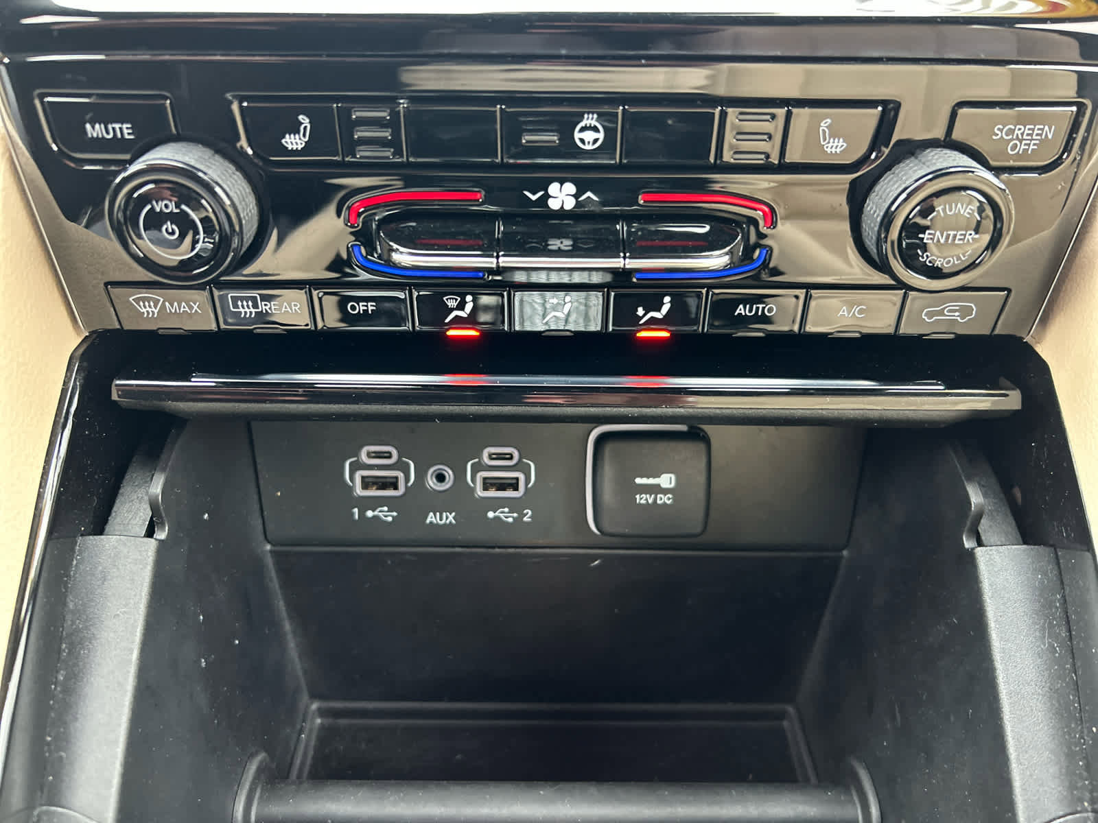 Used 2023 Jeep Grand Cherokee L Limited image 19