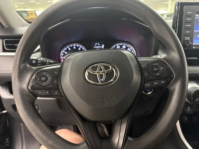 Used 2020 Toyota RAV4 XLE AWD/4WD image 22