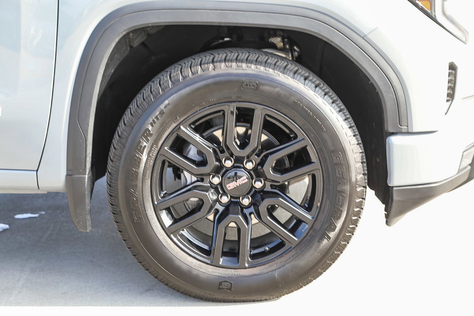 Used 2024 GMC Sierra 1500 Elevation image 10