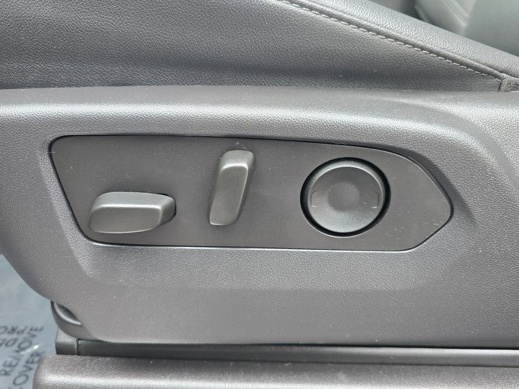 Certified 2025 GMC Sierra 1500 SLT w/ SLT Premium Plus Package image 15