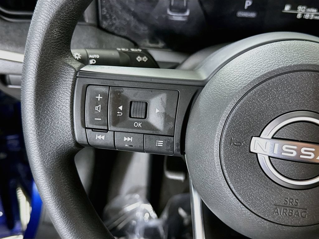 Certified 2025 Nissan Kicks SV AWD/4WD image 20