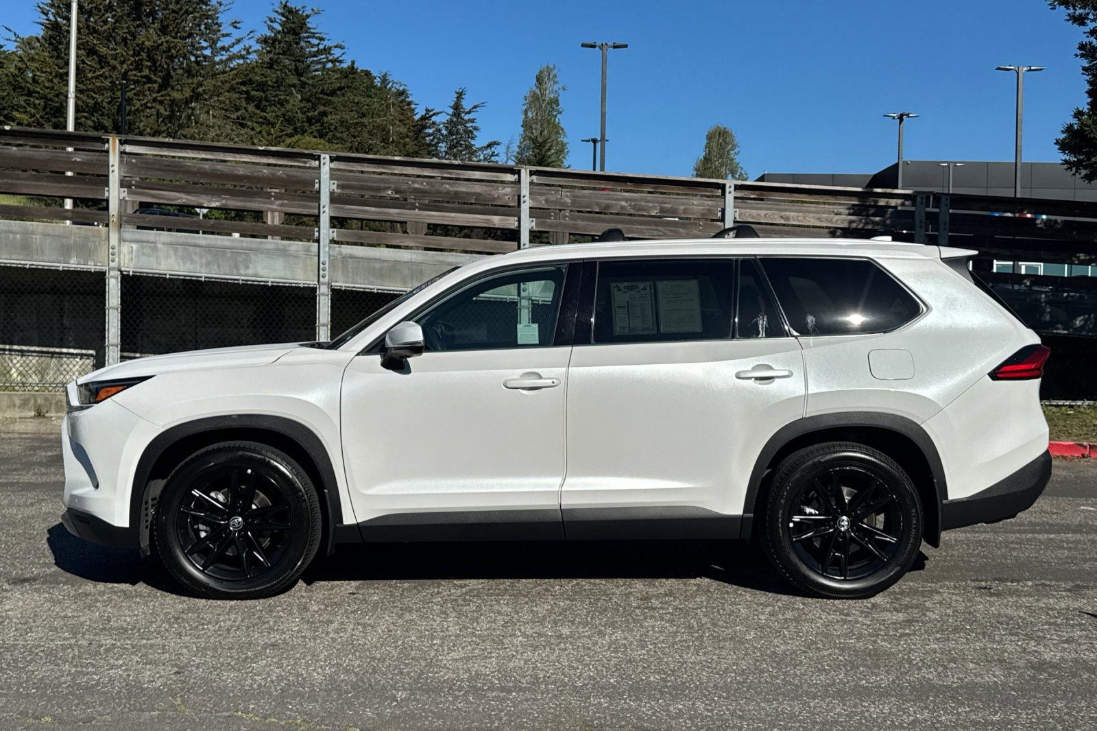 Used 2024 Toyota Grand Highlander Platinum image 8