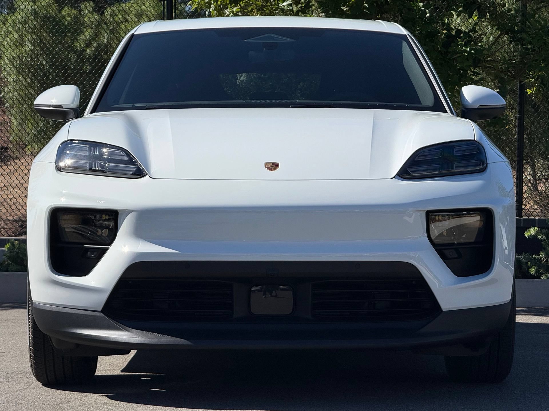 Used 2026 Porsche Macan Electric RWD image 10
