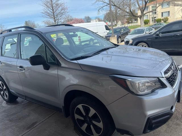 Used 2018 Subaru Forester 2.5i w/ Alloy Wheel Package image 3