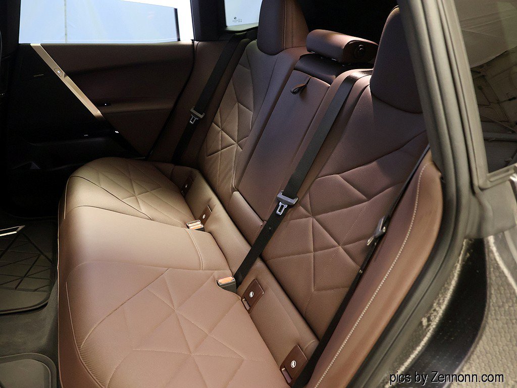 Certified 2024 BMW iX xDrive50 w/ Sport Package AWD/4WD image 13