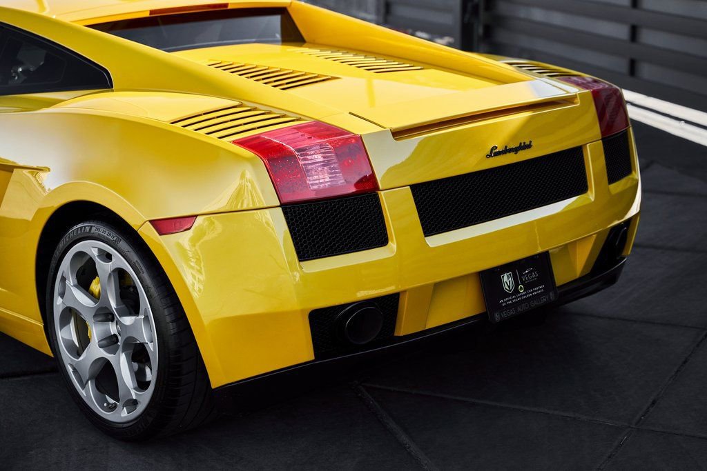 Used 2005 Lamborghini Gallardo image 13