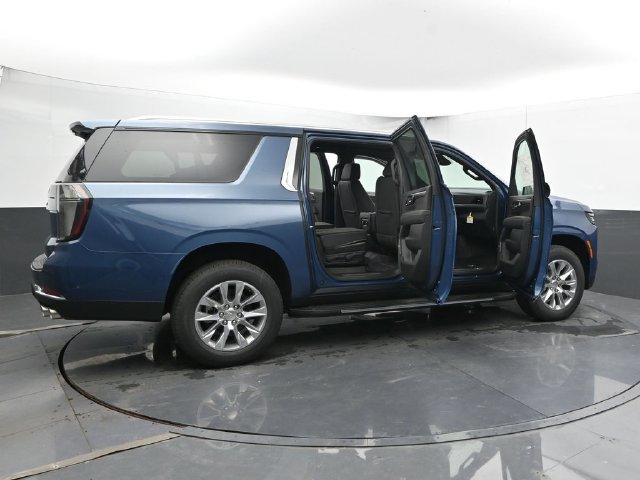 New 2026 Chevrolet Suburban Premier w/ Sun And Tow Package AWD/4WD image 48