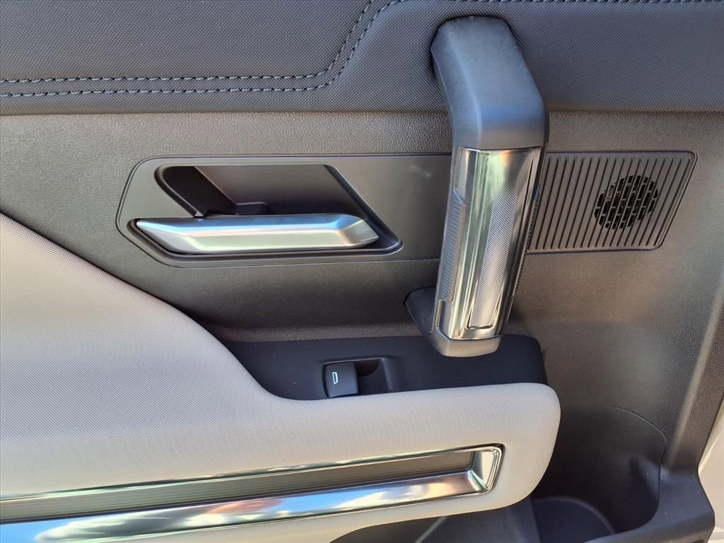 New 2026 GMC Hummer EV SUV w/ LPO, Dark Essentials Package image 11