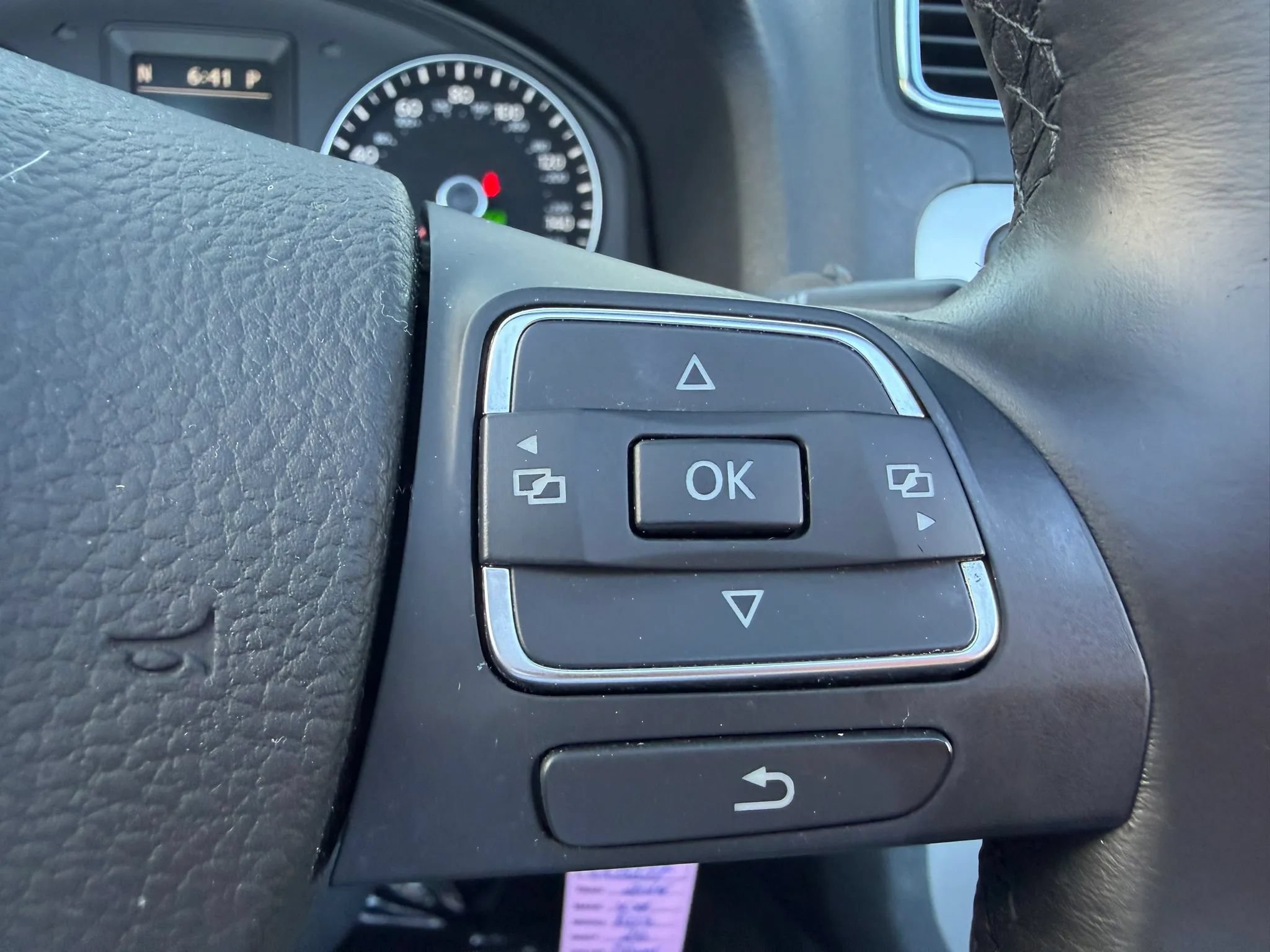 Used 2015 Volkswagen Eos Komfort FWD image 27