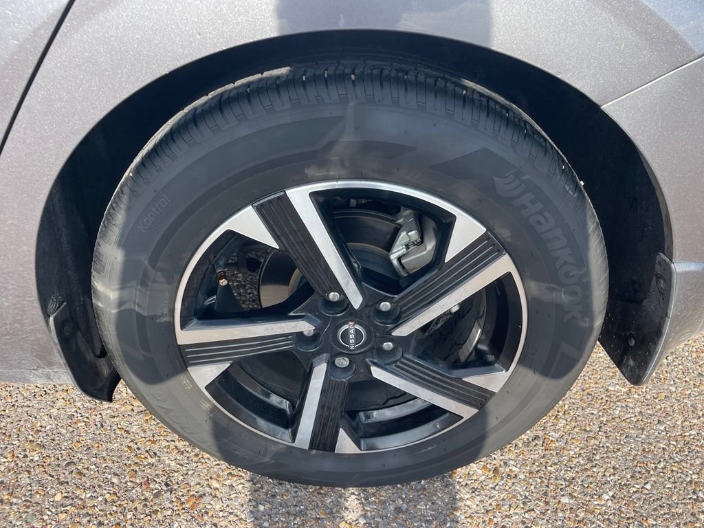 Certified 2025 Nissan Sentra SV FWD image 17