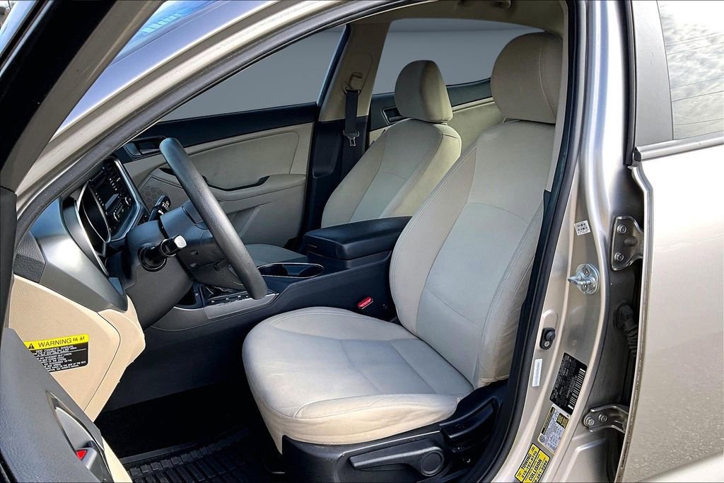 Used 2015 Kia Optima LX image 18