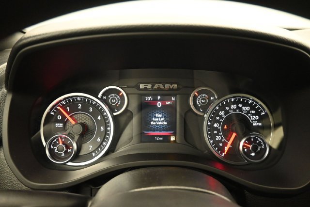 New 2027 RAM 1500 Express AWD/4WD image 5