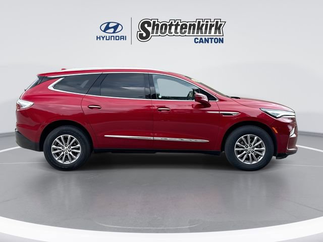 Used 2024 Buick Enclave Premium image 9