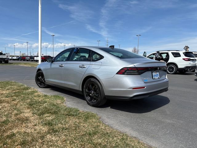 Used 2025 Honda Accord SE image 5