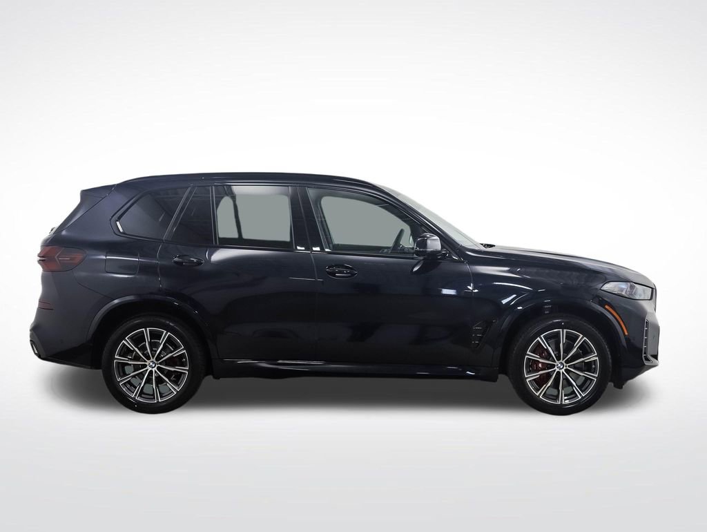 Used 2026 BMW X5 xDrive40i w/ M Sport Package AWD/4WD image 6