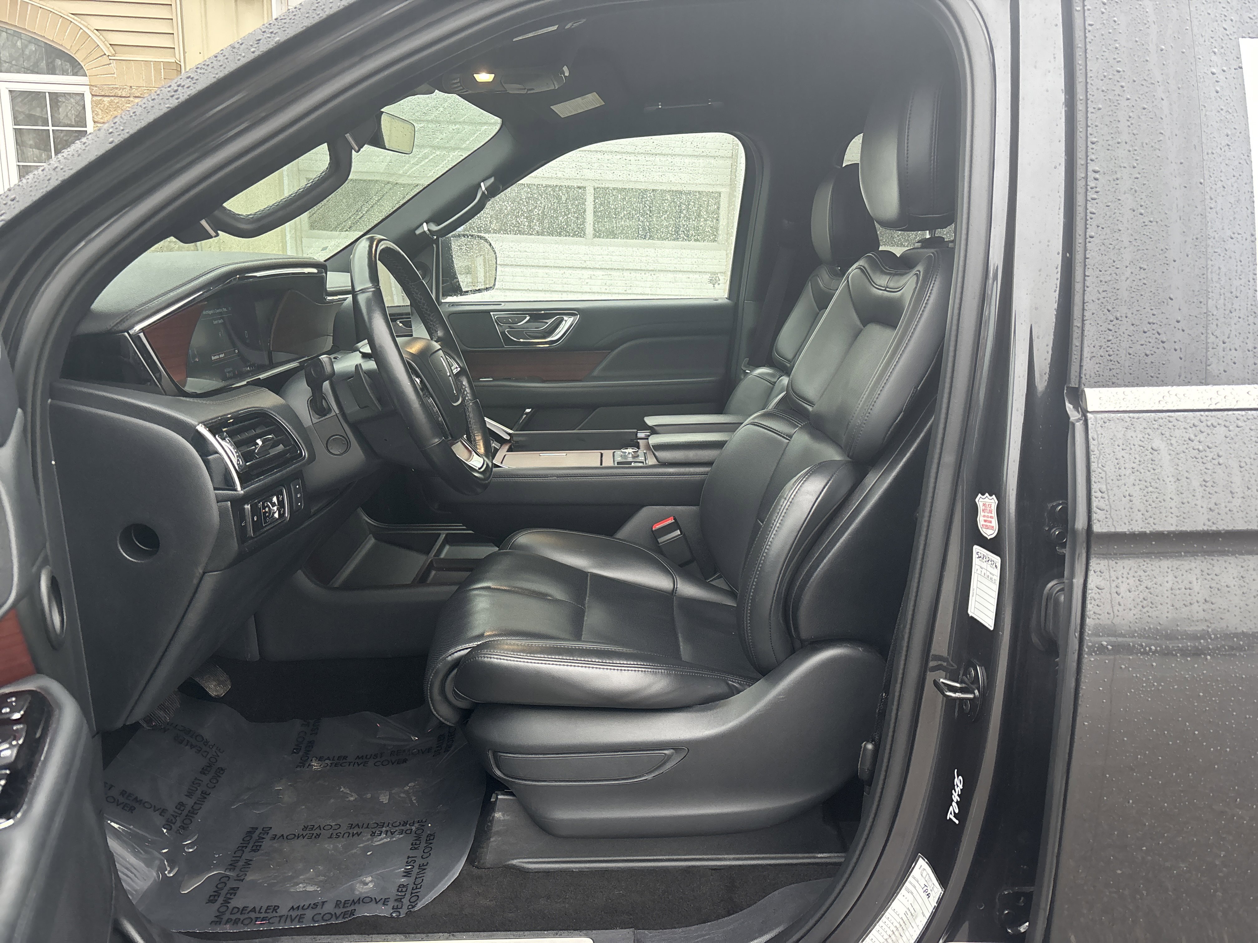 Used 2023 Lincoln Navigator 4WD image 16