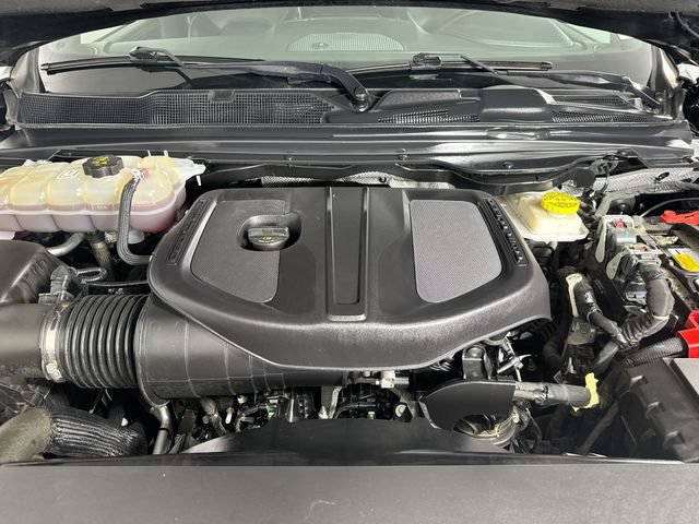 Used 2025 RAM 1500 Laramie AWD/4WD image 27