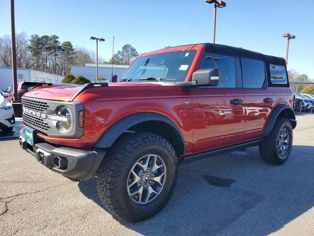 Used 2023 Ford Bronco Badlands image 3