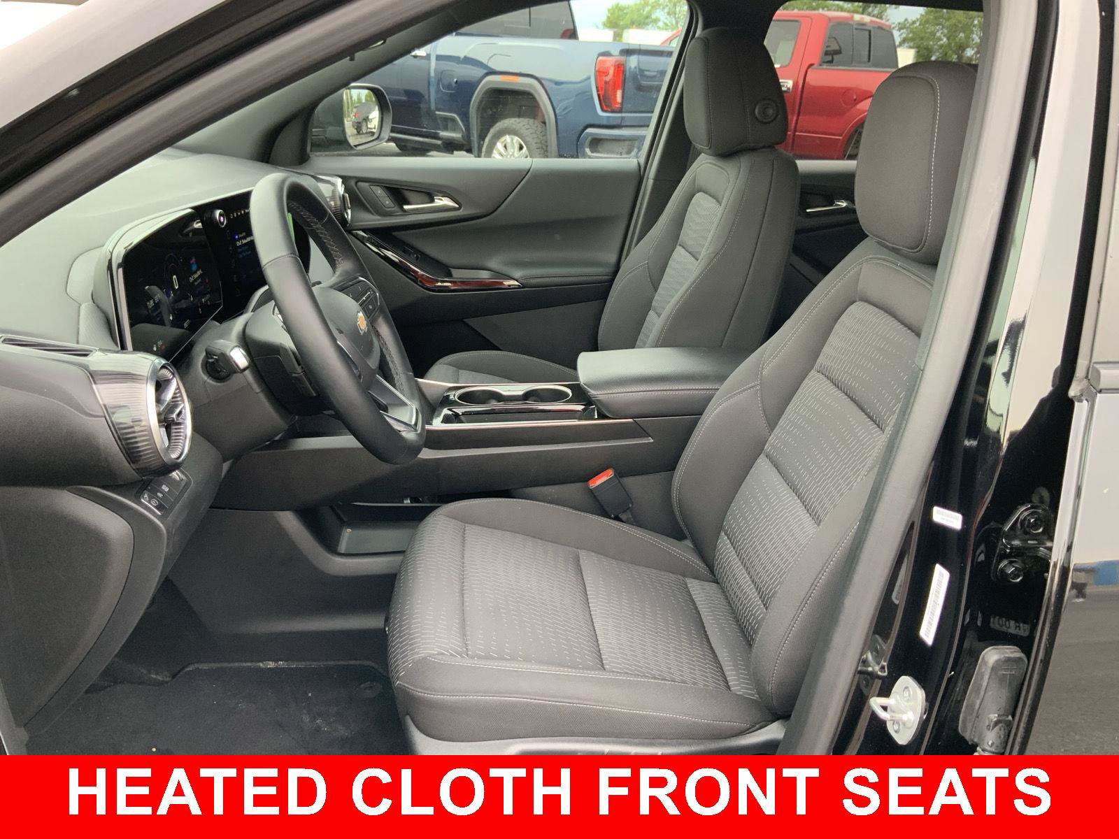 Used 2025 Chevrolet Equinox LT FWD image 6