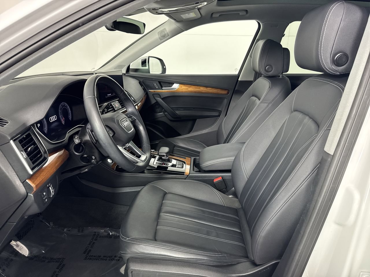 Used 2023 Audi Q5 2.0T Premium Plus w/ Premium Plus Package image 2