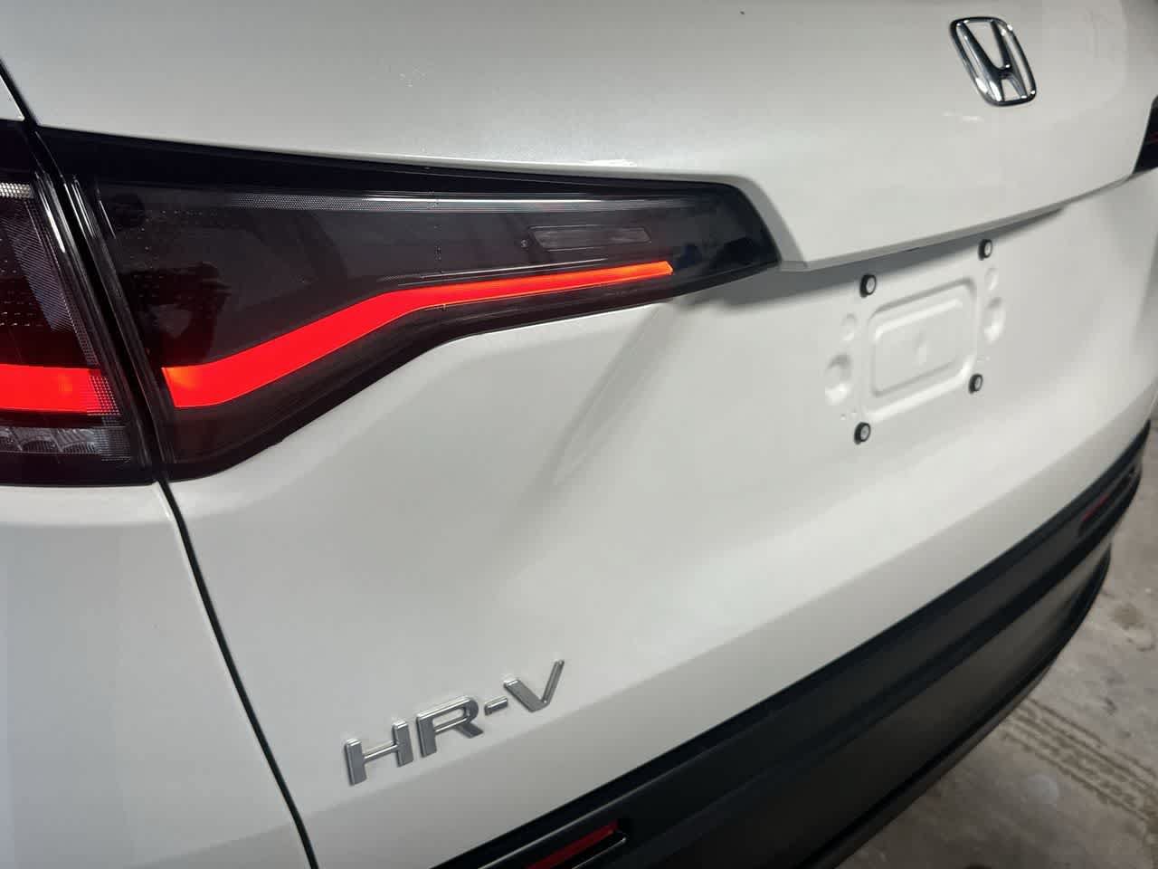 Used 2026 Honda HR-V LX image 10