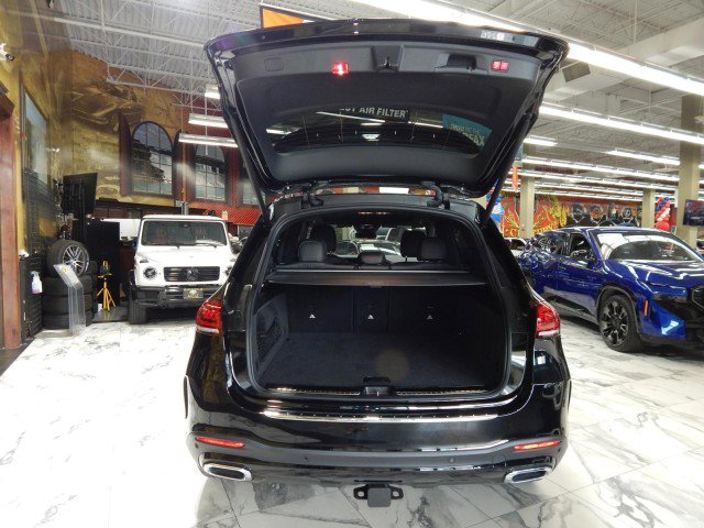 Used 2023 Mercedes-Benz GLE 450 GLE 450 AWD w/ AMG Line Exterior image 7