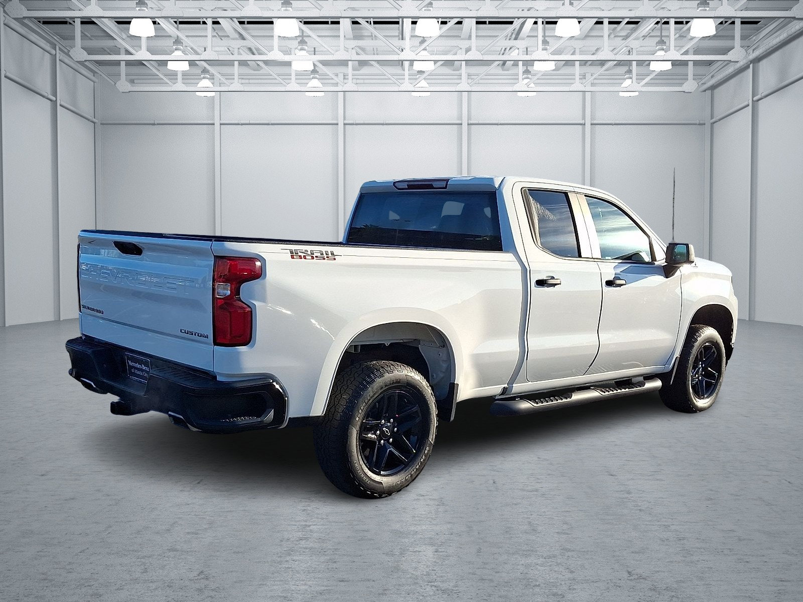 Used 2019 Chevrolet Silverado 1500 Custom Trail Boss w/ Custom Convenience Package AWD/4WD image 7