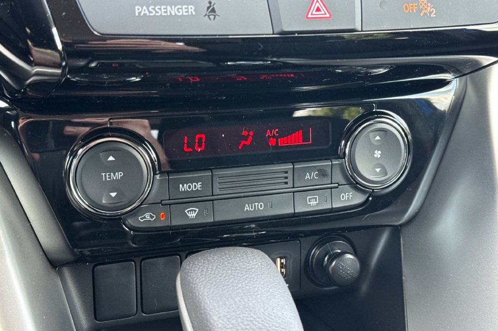 New 2026 Mitsubishi Eclipse Cross LE AWD/4WD image 22