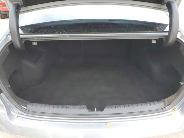 Used 2015 Hyundai Sonata Limited w/ Option Group 06 FWD image 9