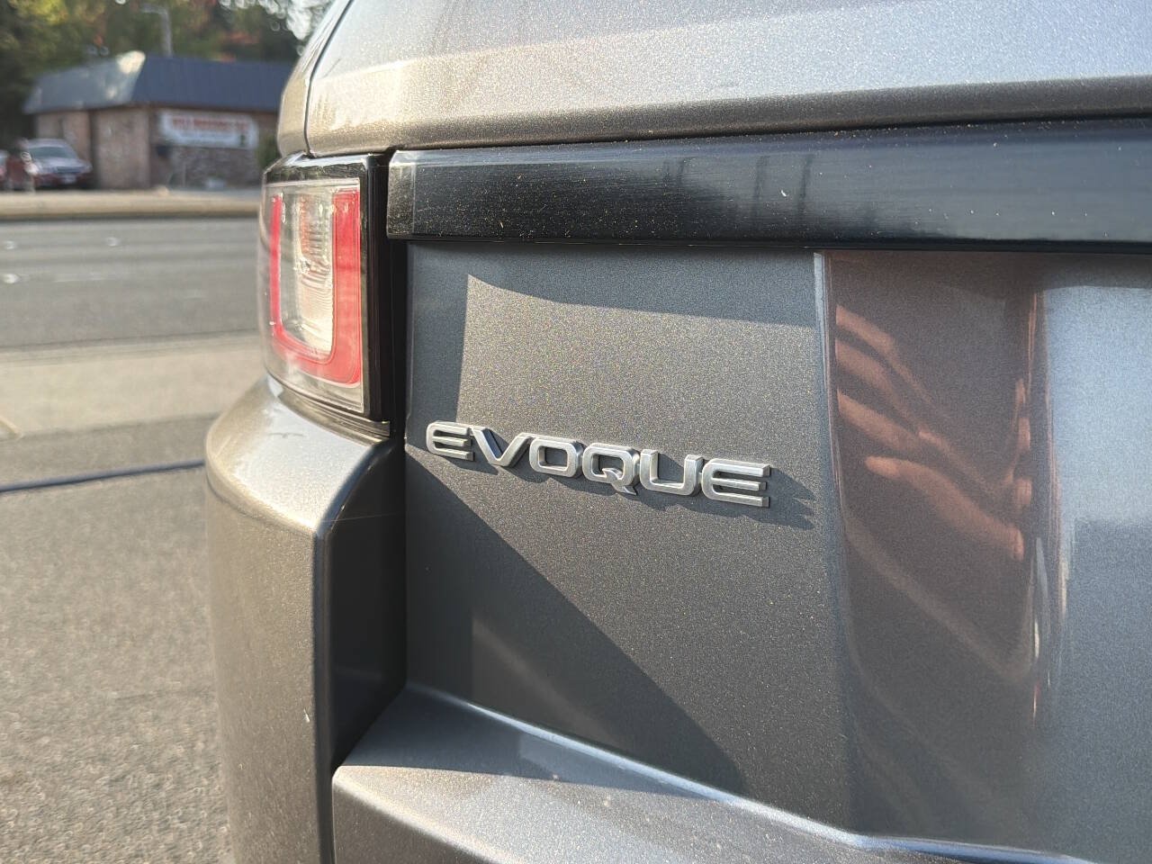 Used 2017 Land Rover Range Rover Evoque SE Premium AWD/4WD image 6