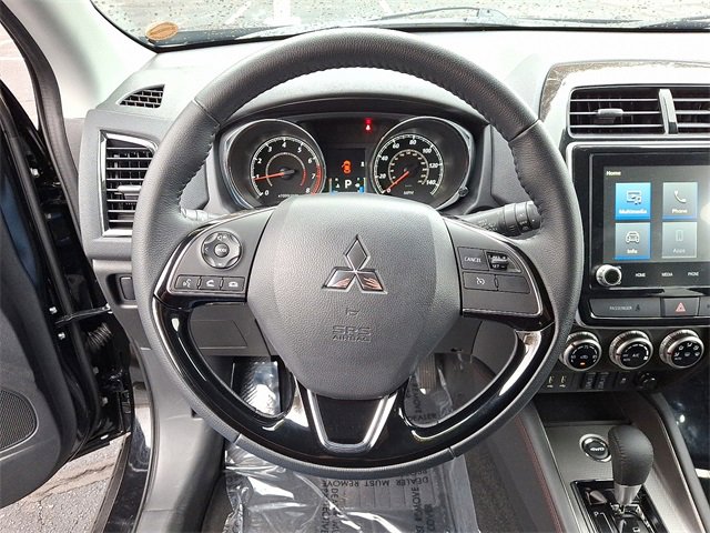 Used 2025 Mitsubishi Outlander Sport 2.0 S image 19