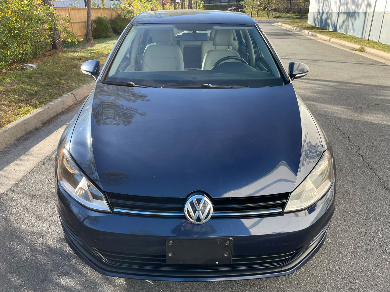 Used 2015 Volkswagen Golf S image 6