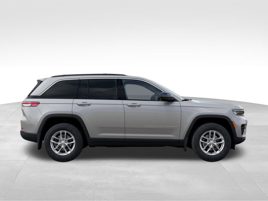 New 2025 Jeep Grand Cherokee Laredo X w/ Luxury Tech Group I image 22