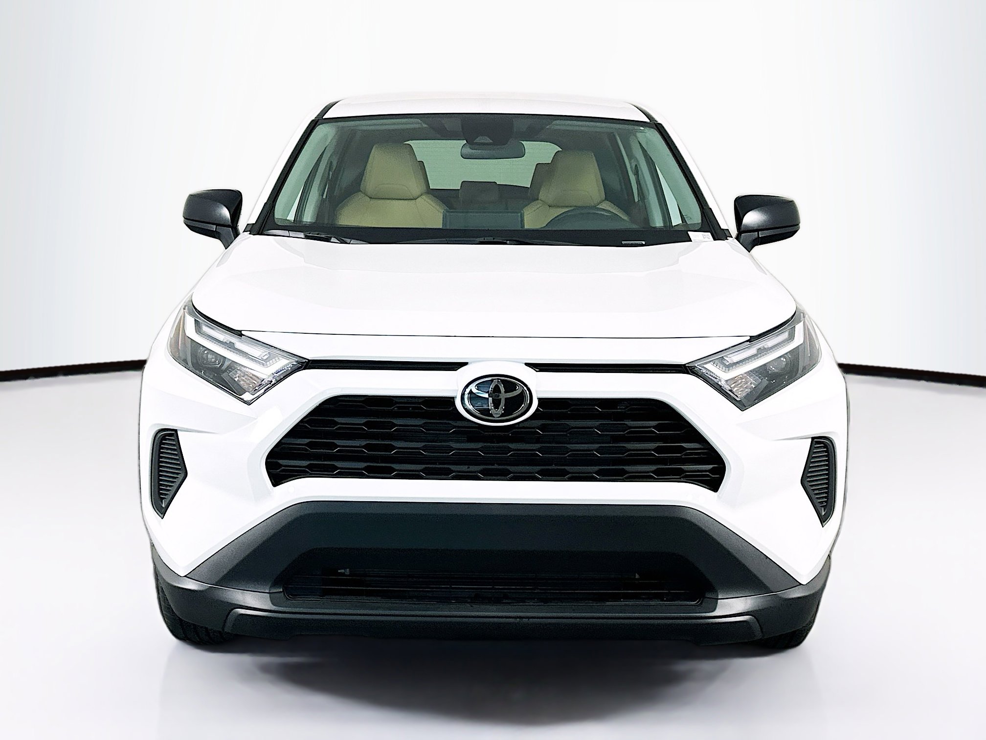 Used 2025 Toyota RAV4 LE image 2