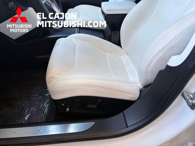 Used 2017 Tesla Model S 75 RWD image 4