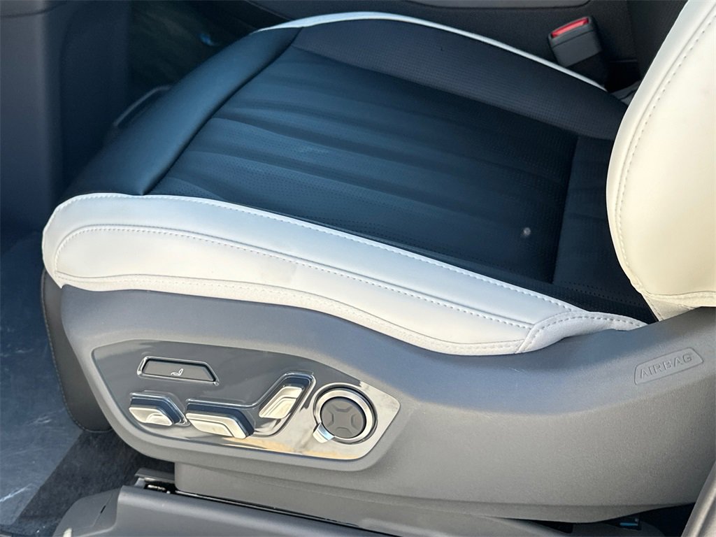 New 2026 Kia EV9 GT-Line image 19