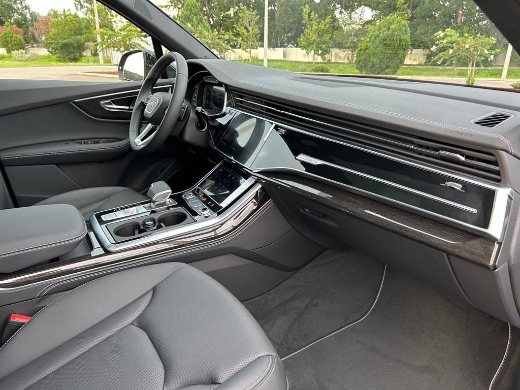 New 2026 Audi Q7 3.0T Premium Plus AWD/4WD image 41