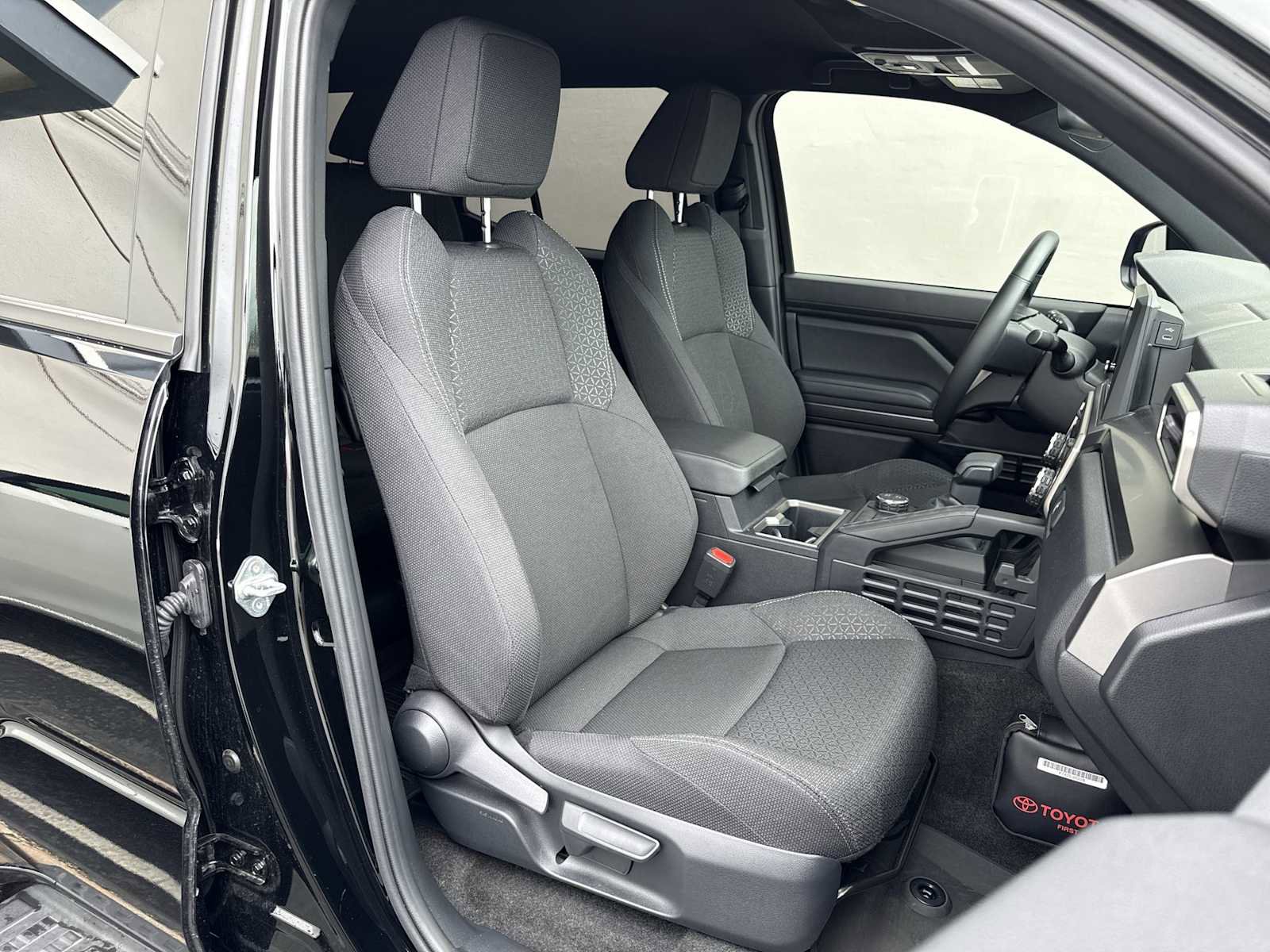 Used 2025 Toyota 4Runner SR5 RWD image 25