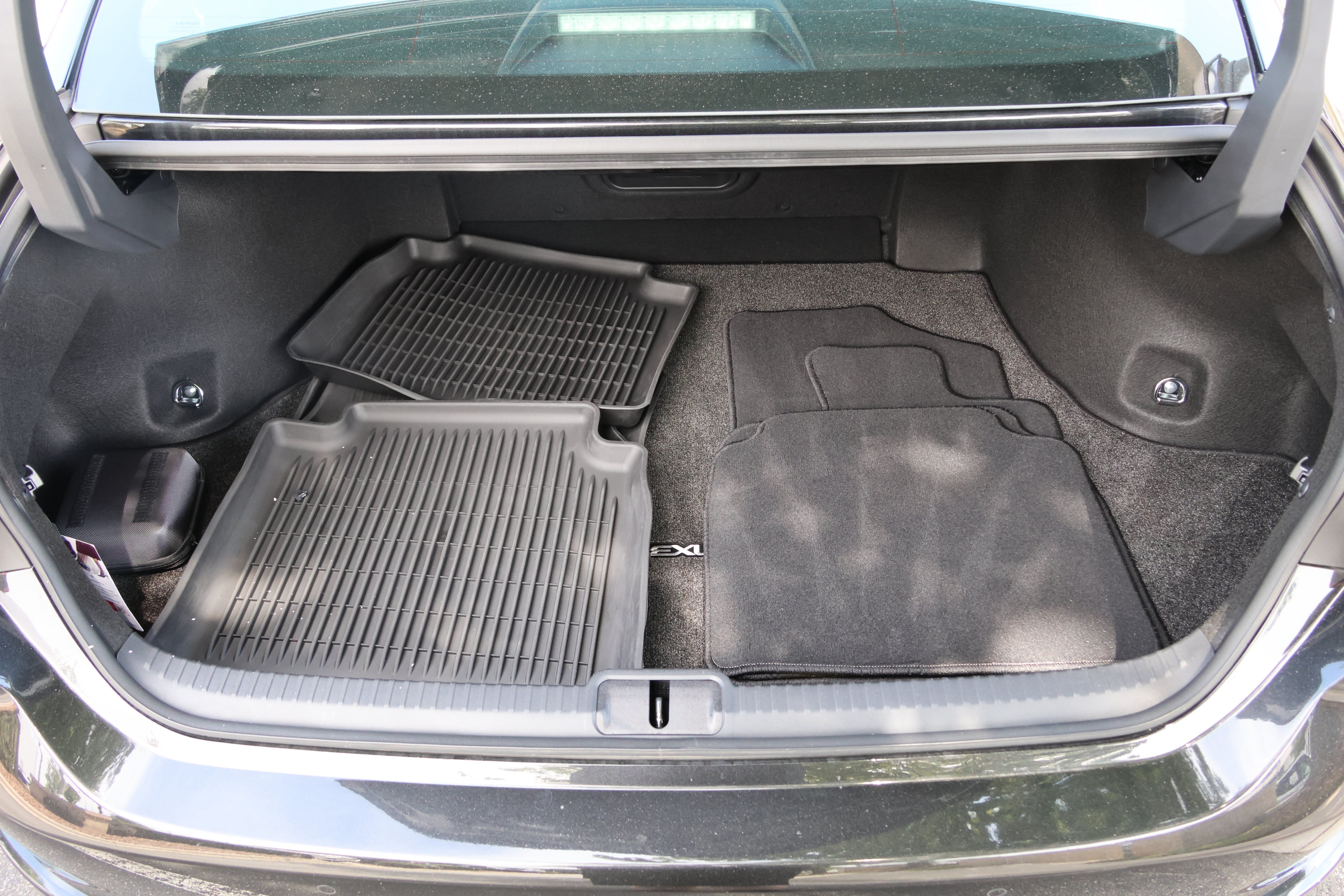 Certified 2025 Lexus ES 350 w/ Premium Package FWD image 35