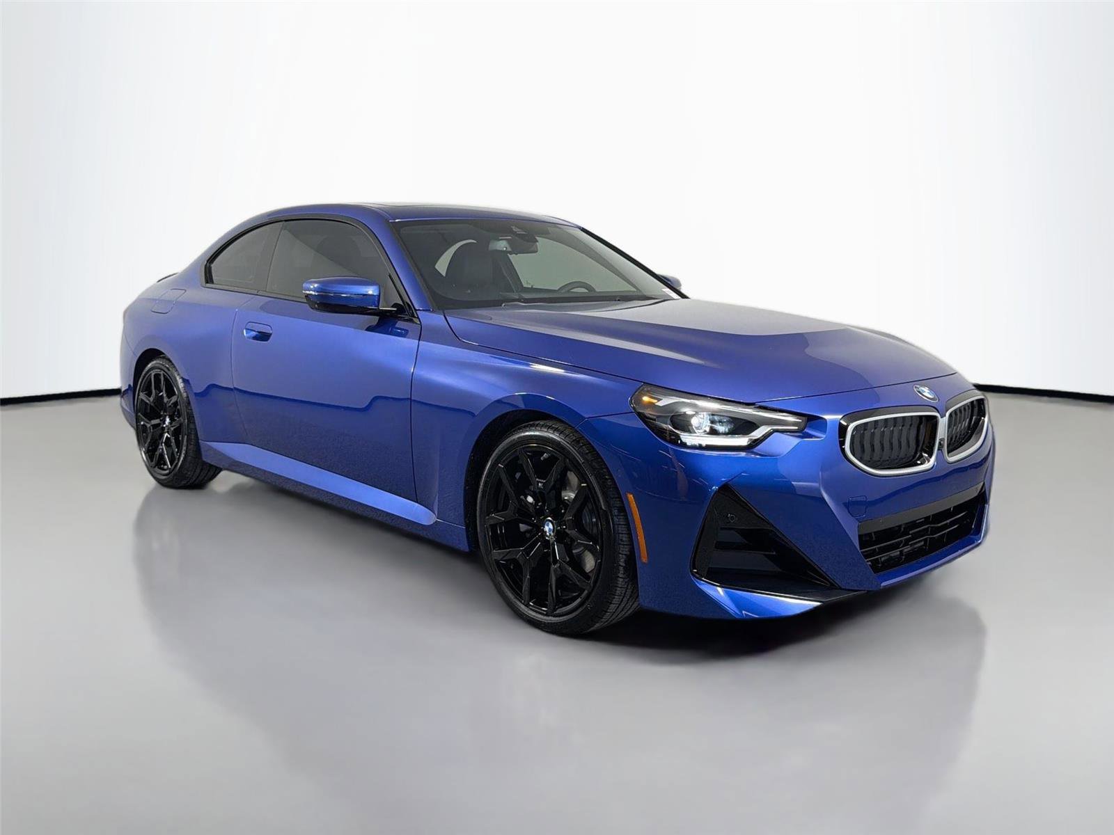 New 2026 BMW 230i Coupe w/ M Sport Package RWD image 3