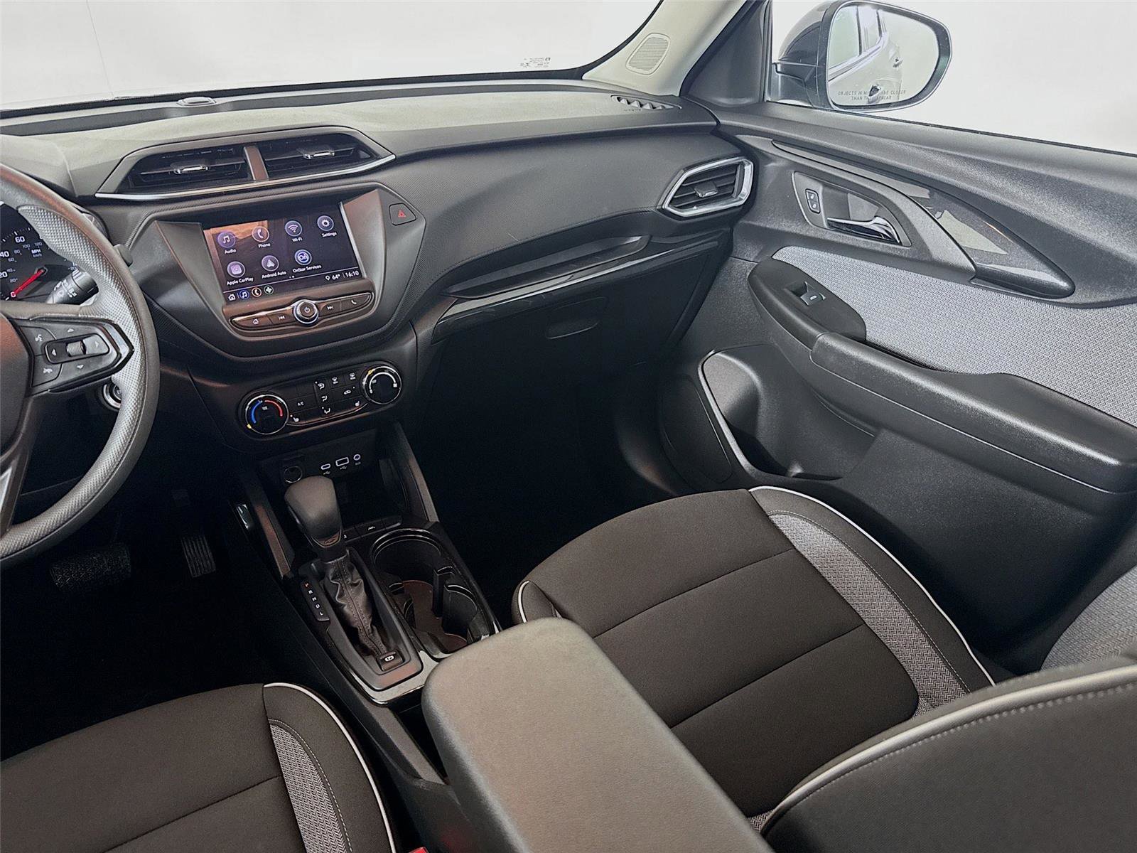 Used 2023 Chevrolet TrailBlazer LT image 23