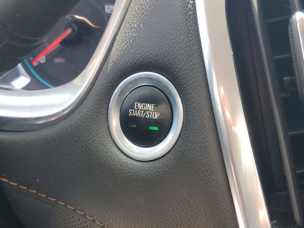 Used 2020 Chevrolet Traverse Premier w/ Redline Edition AWD/4WD image 18