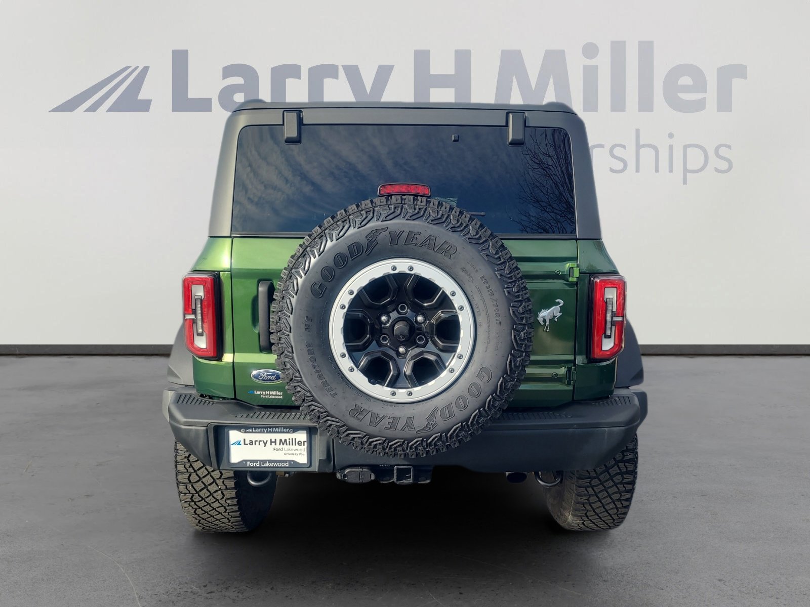 Certified 2024 Ford Bronco Badlands w/ Sasquatch Package image 4