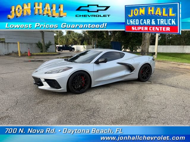 Used 2027 Chevrolet Corvette Stingray Coupe RWD image 2