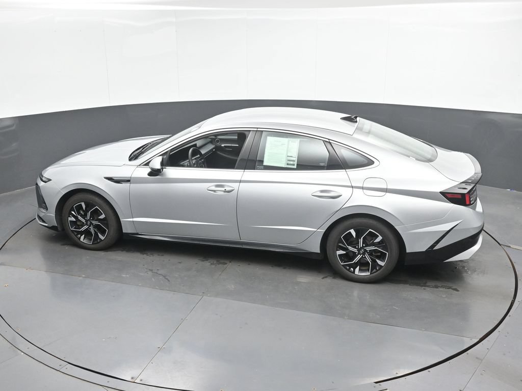 Used 2025 Hyundai Sonata SEL FWD image 36